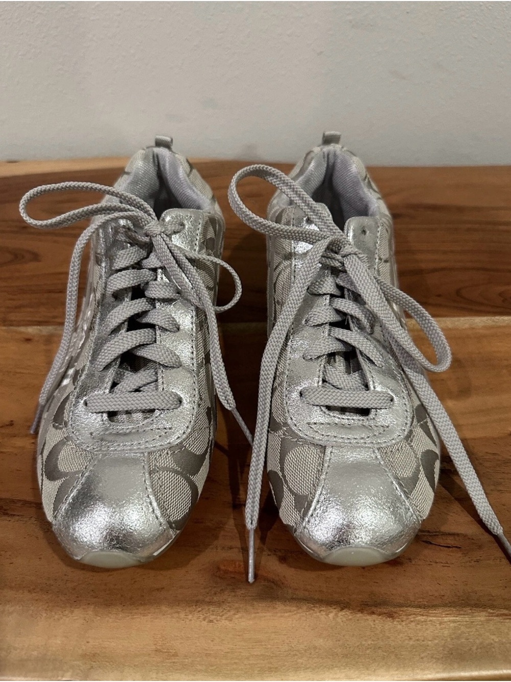NWOT Coach Women’s Size 6.5 Silver Myla Shoes - Picture 3 of 8